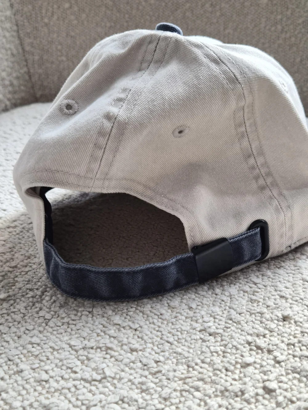 H&M The Hamptons Country Club Embroidered Baseball Cap | Cream & Blue M/L